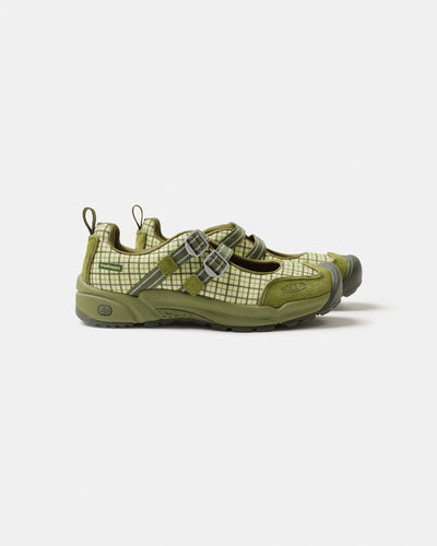 #green - featured