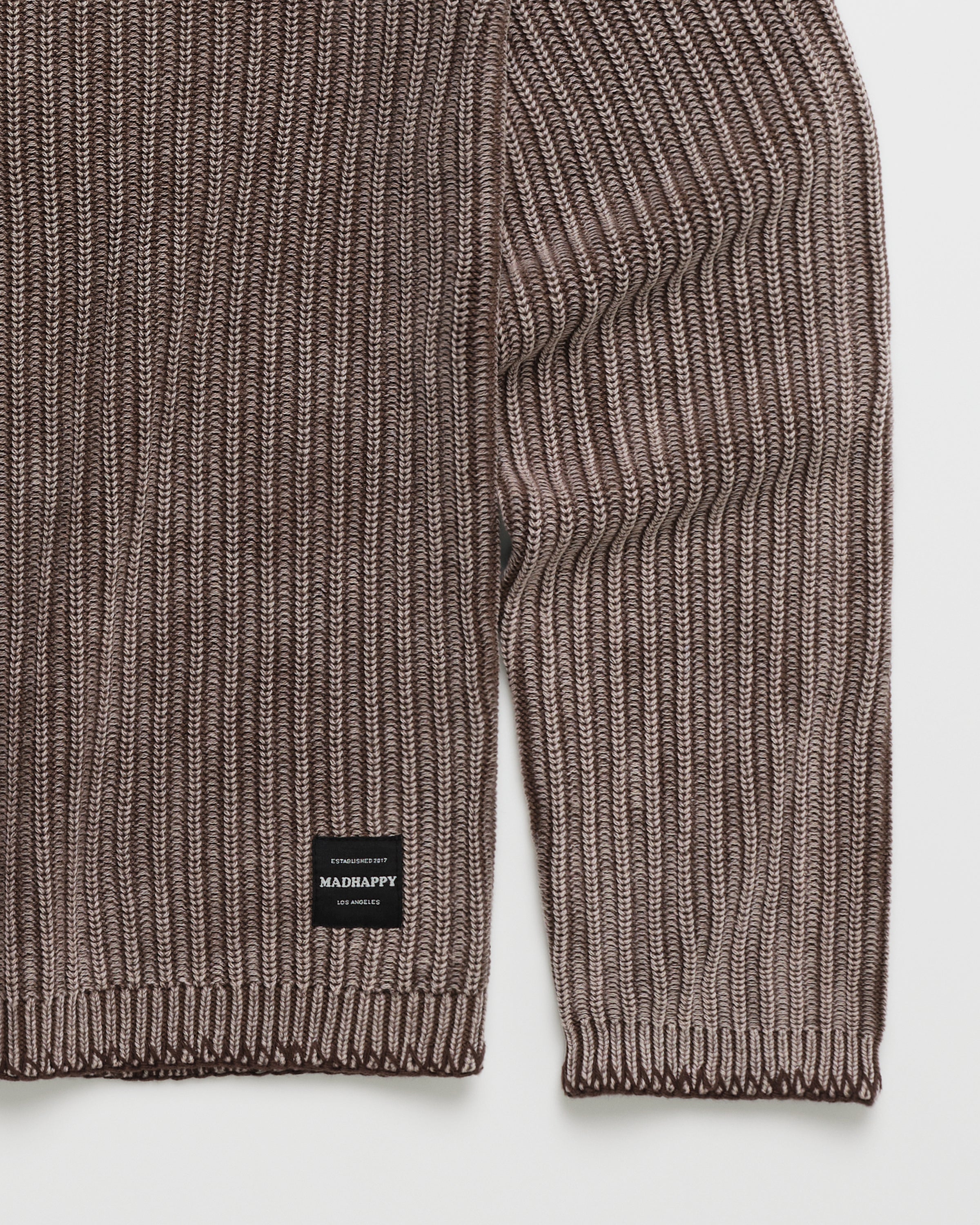 #muted-brown 
